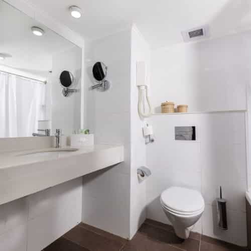 C Hotel Neve Ilan