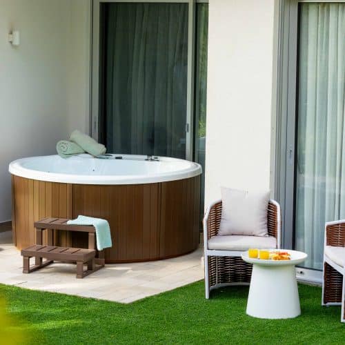 GARDEN JACUZZI ROOM