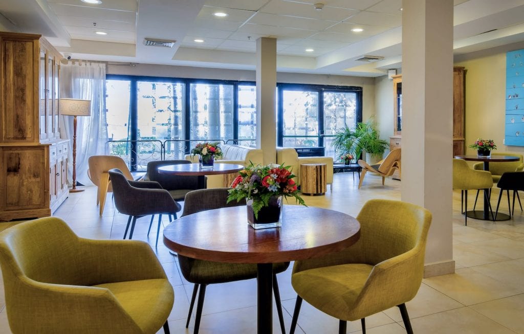 סי הוטל - נווה אילן